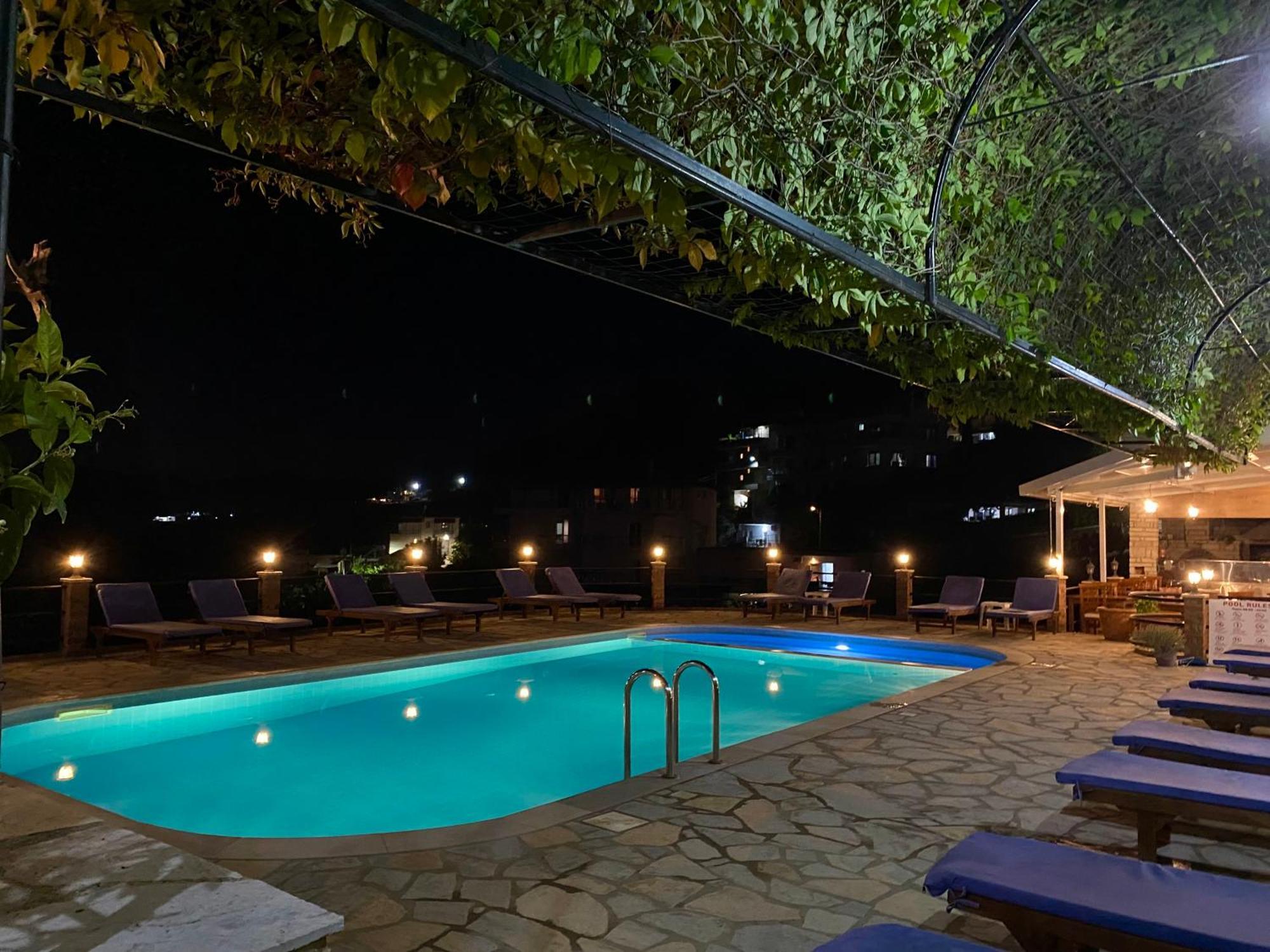 Itaka Summer Rooms Lukova ภายนอก รูปภาพ